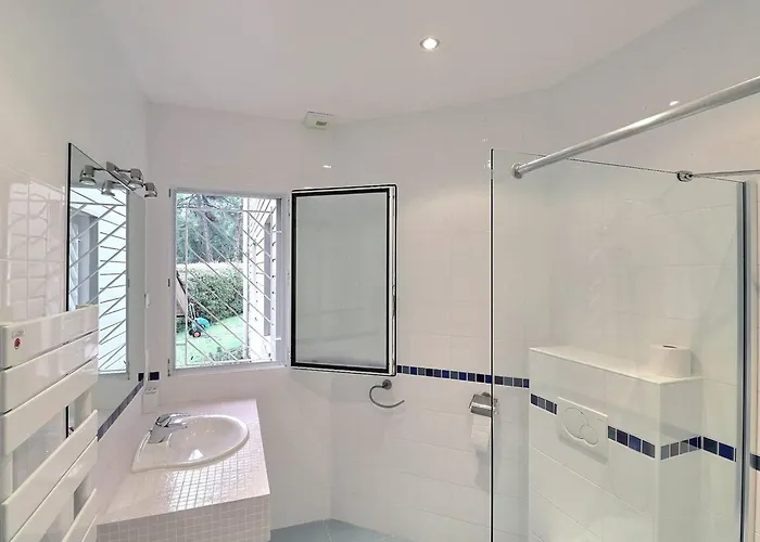 Contemporaine A Avec Piscine Chauffee, Proche Ocean - Fr-1-791-10 * Seignosse